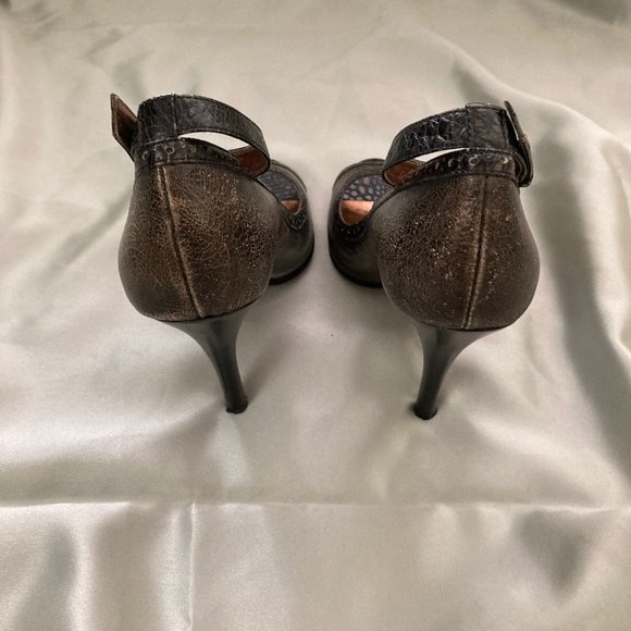 Carlos Santana Black Brass Ankle Strap Leather Peep Toe Pumps Size 6 - Picture 5 of 16